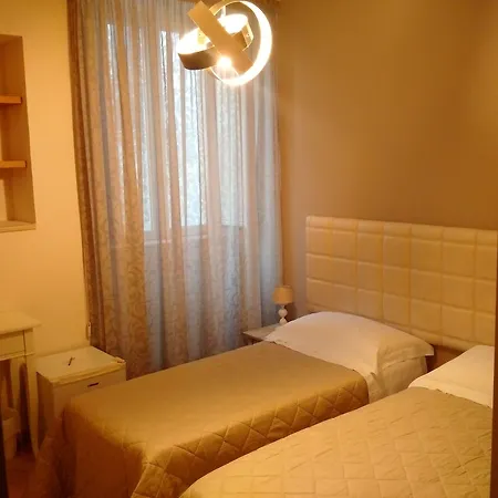 Frühstückspension De Nittis - Meridia Collection 4*